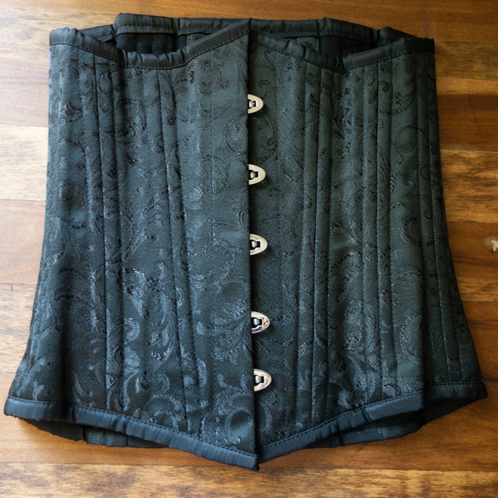 Black 22in Corset